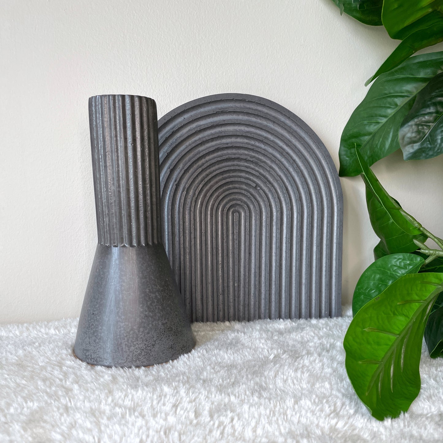 SMALL ARCH TRAY charcoal